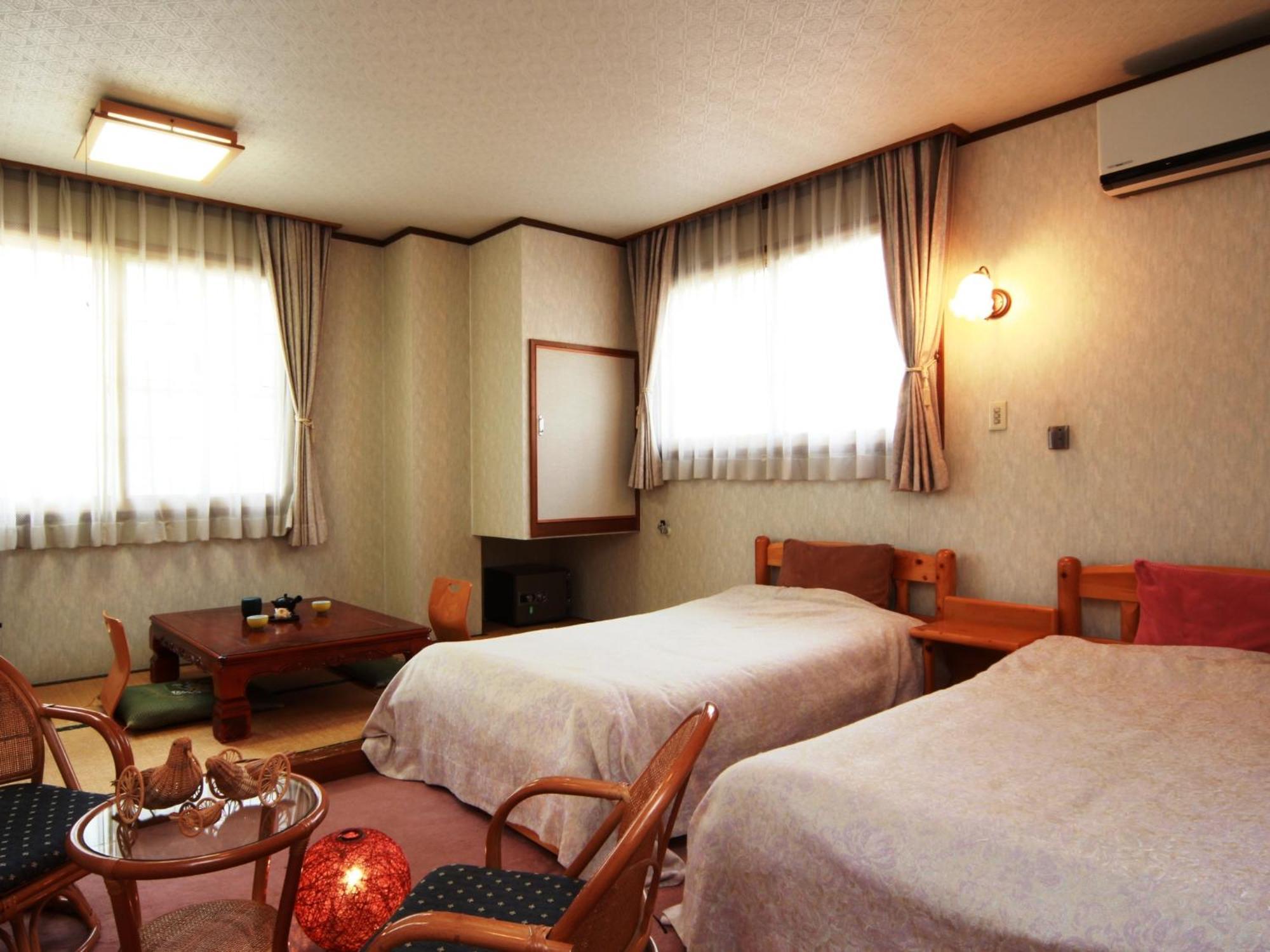Hatoguruma Kawabata Nozawaonsen Phòng bức ảnh