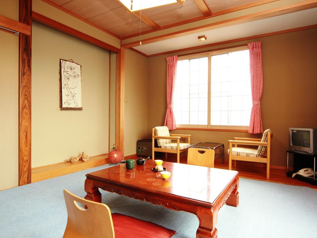 Hatoguruma Kawabata Nozawaonsen Phòng bức ảnh