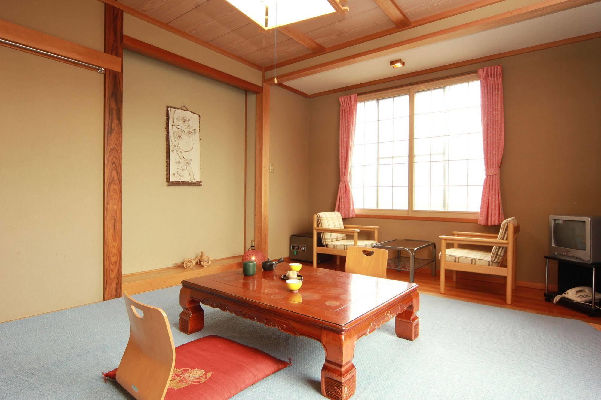 Hatoguruma Kawabata Nozawaonsen Ngoại thất bức ảnh
